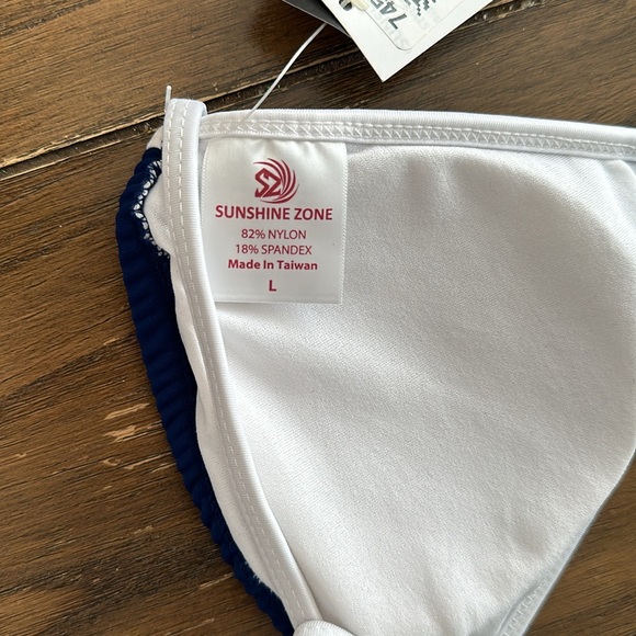 New sunshine zone bikini top large - Picture 4 of 4